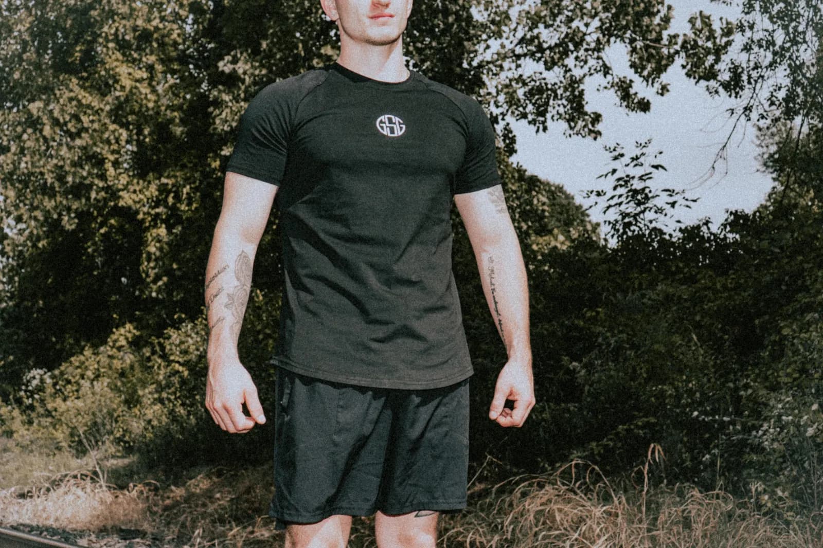 The Pilot gym tee in black with training shorts